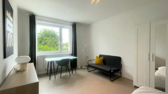 Rooms in Berlin Treptow-Köpenick - photo 2