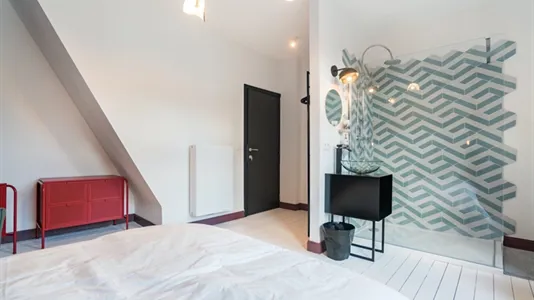 Rooms in Charleroi - photo 4
