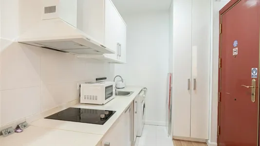 Apartments in Barcelona Ciutat Vella - photo 6