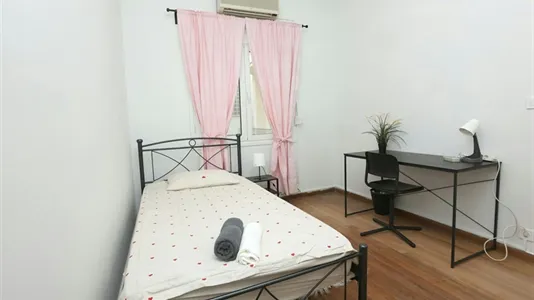 Rooms in Athens Akadimia Platonos - photo 9