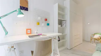 Room for rent in Milano Zona 5 - Vigentino, Chiaravalle, Gratosoglio, Milan