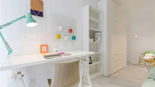 Rooms in Milano Zona 5 - Vigentino, Chiaravalle, Gratosoglio - photo 1
