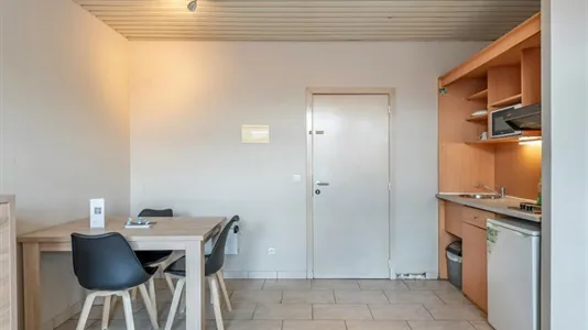 Apartments in Brussels Schaarbeek - photo 8