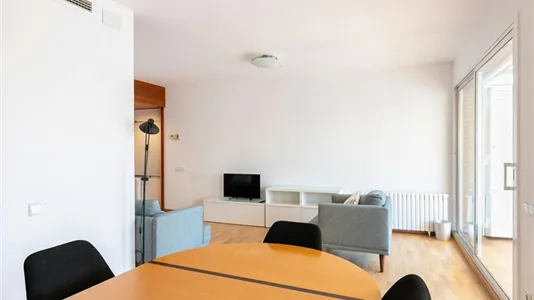 Apartments in Barcelona Eixample - photo 2