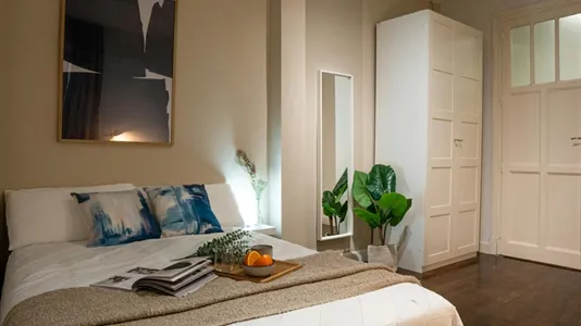 Rooms in Madrid Chamberí - photo 1