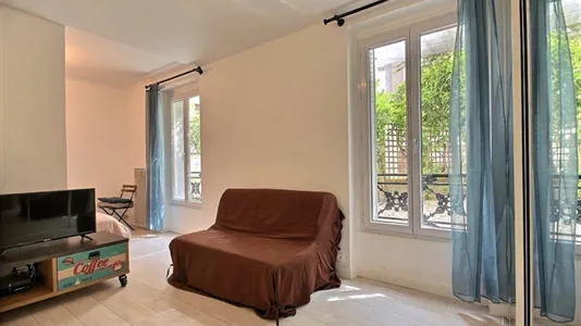 Apartments in Paris 16éme arrondissement (North) - photo 2