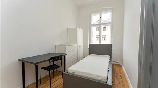 Rooms in Berlin Friedrichshain-Kreuzberg - photo 3