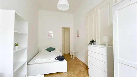Rooms in Wien Währing - photo 2