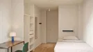 Room for rent, Palaiseau, Île-de-France, &lt;span class=&quot;blurred street&quot; onclick=&quot;ProcessAdRequest(10777717)&quot;&gt;&lt;span class=&quot;hint&quot;&gt;See streetname&lt;/span&gt;[xxxxxxxxxxxxx]&lt;/span&gt;