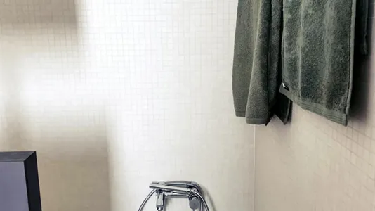 Rooms in Madrid Chamartín - photo 6