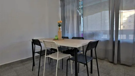 Rooms in Valencia Extramurs - photo 10