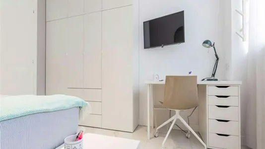 Rooms in Milano Zona 5 - Vigentino, Chiaravalle, Gratosoglio - photo 7