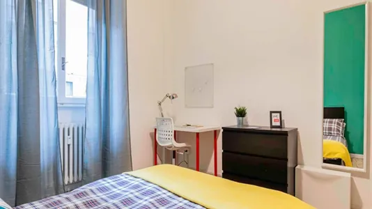 Rooms in Milano Zona 8 - Fiera, Gallaratese, Quarto Oggiaro - photo 4