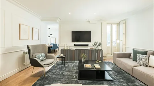Apartments in Madrid Centro - photo 3