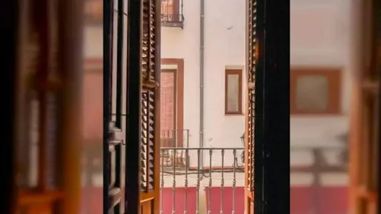 Rooms in Madrid Arganzuela - photo 5