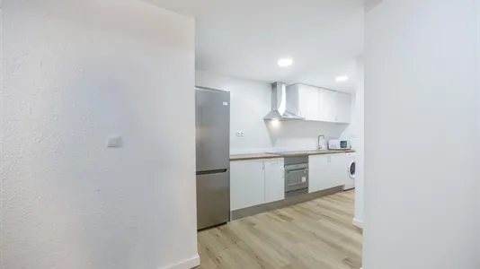 Rooms in Valencia Algirós - photo 10