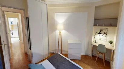 Room for rent in Paris 16ème arrondissement (South), Paris