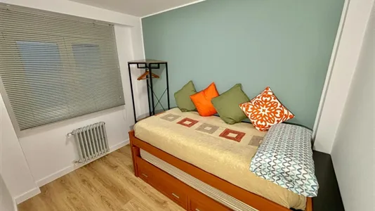 Rooms in Zaragoza - photo 7