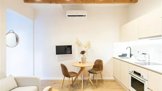 Apartments in Barcelona Gràcia - photo 4