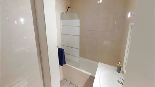 Rooms in Paris 16ème arrondissement (South) - photo 10