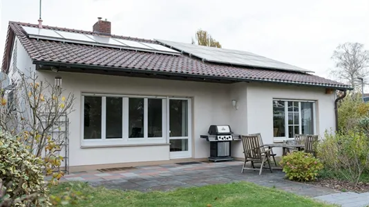 Houses in Rheinisch-Bergischer Kreis - photo 2