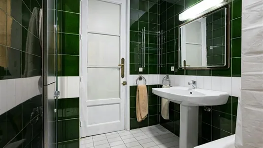 Rooms in Madrid Centro - photo 6