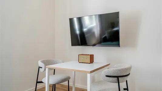 Apartments in Praha 6 - photo 3