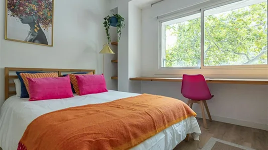 Rooms in Barcelona Eixample - photo 8