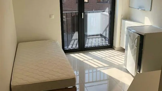 Rooms in Kortrijk - photo 1