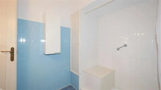 Rooms in Barcelona Eixample - photo 10