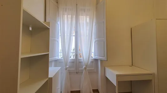 Rooms in Valencia Ciutat Vella - photo 6