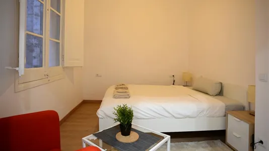 Apartments in Barcelona Ciutat Vella - photo 5