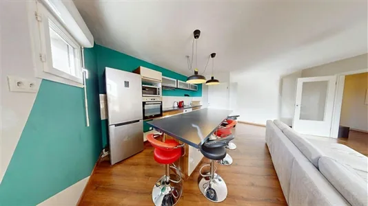 Apartments in Bordeaux - photo 3