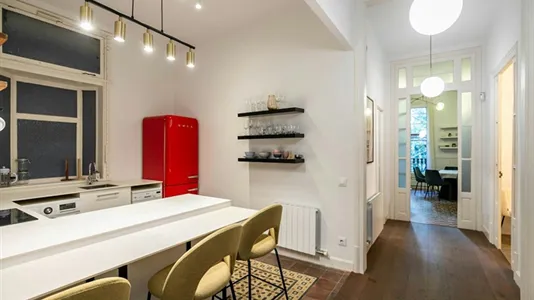 Apartments in Barcelona Eixample - photo 9