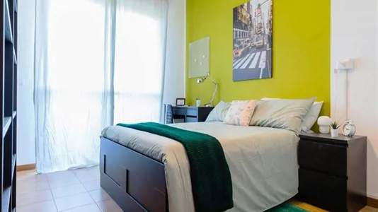 Rooms in Milano Zona 5 - Vigentino, Chiaravalle, Gratosoglio - photo 2