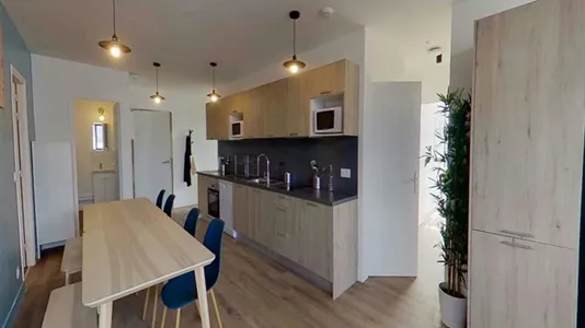 Rooms in Nanterre - photo 10