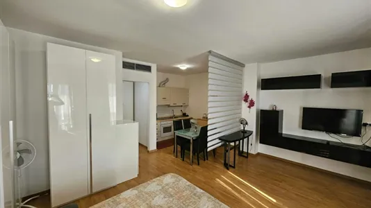 Apartments in Desio - photo 2