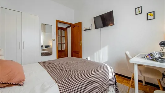 Rooms in Madrid Retiro - photo 3