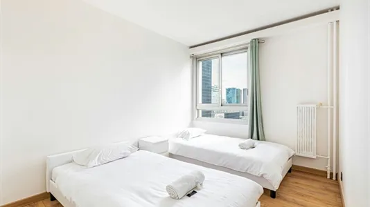 Apartments in Nanterre - photo 7