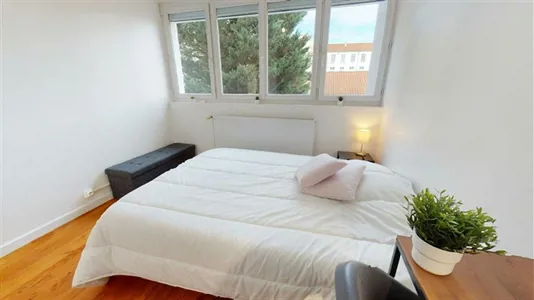 Rooms in Lyon - photo 2