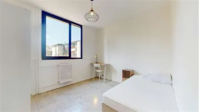 Room for rent in Grenoble, Auvergne-Rhône-Alpes
