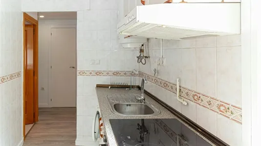 Rooms in Zaragoza - photo 9