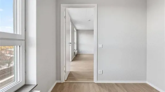 Apartments in Solna - photo 3