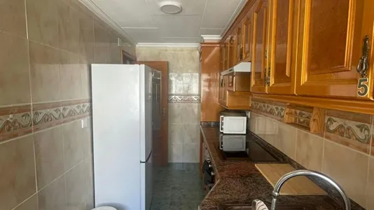 Rooms in AlaquĆ s - photo 8