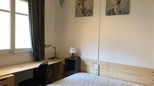 Rooms in Barcelona Ciutat Vella - photo 8