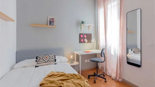 Rooms in Roma Municipio XIV – Monte Mario - photo 2