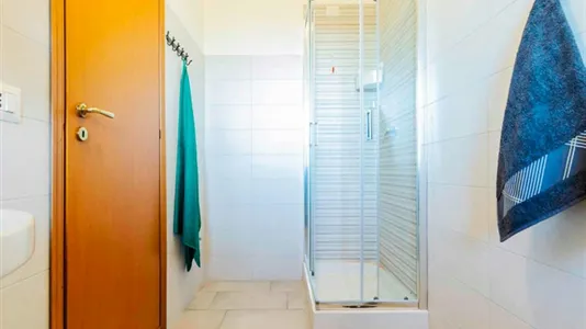 Rooms in Roma Municipio IX – EUR - photo 8