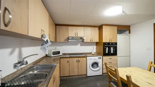 Rooms in la Fontsanta - photo 4