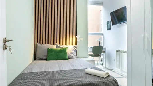 Rooms in Madrid Puente de Vallecas - photo 1
