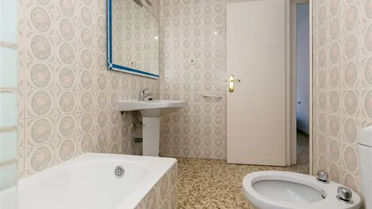 Rooms in Granada - photo 6